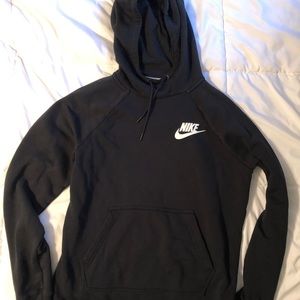 Nike Sz M black hoodie sweatshirt. Like new!